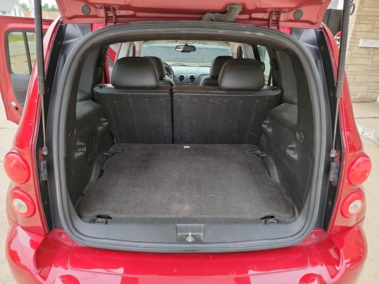 Chevrolet HHR 2LT 2011