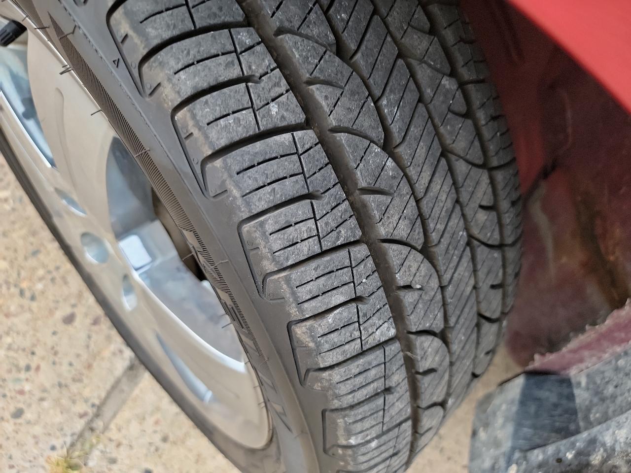 Chevrolet HHR 2LT 2011