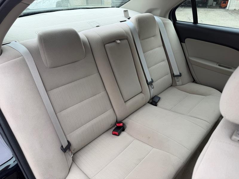 Ford Fusion V6 SE AWD 2008
