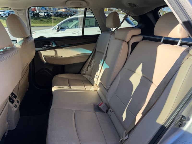 Subaru Outback 2.5i Limited 2016 Subaru Outback 2.5i Limited 2016