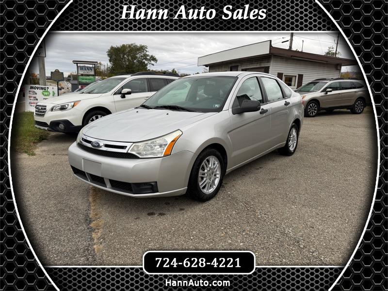 2010 Ford Focus SE's photo