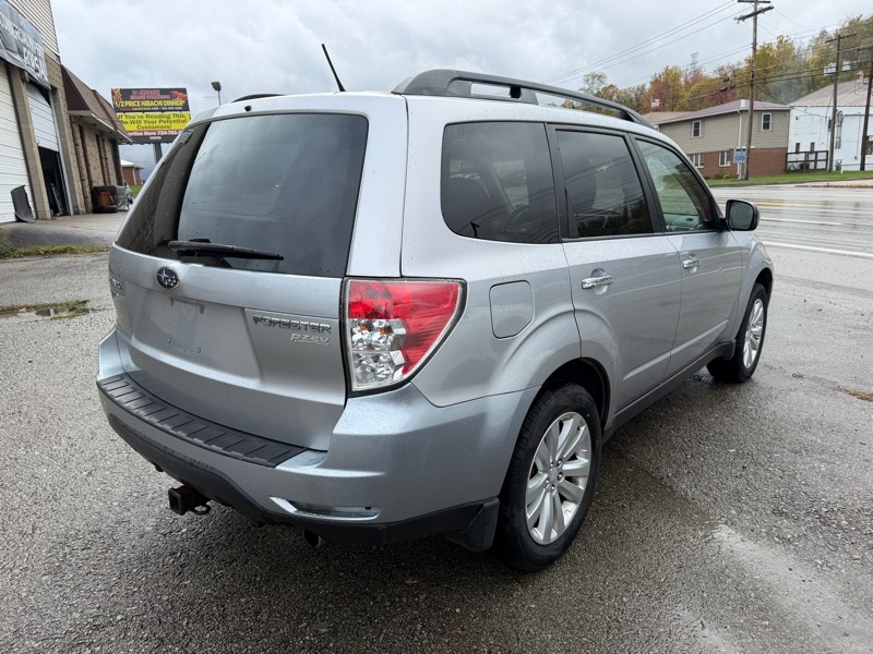 Subaru Forester 2.5X Premium 2012 Subaru Forester 2.5X Premium 2012