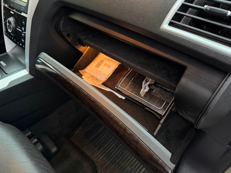 Ford Explorer Limited 4WD 2012