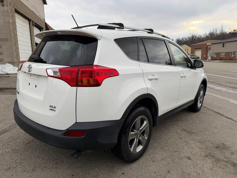 Toyota RAV4 XLE AWD 2015