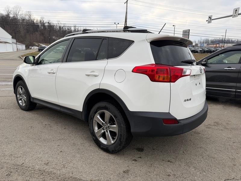 Toyota RAV4 XLE AWD 2015