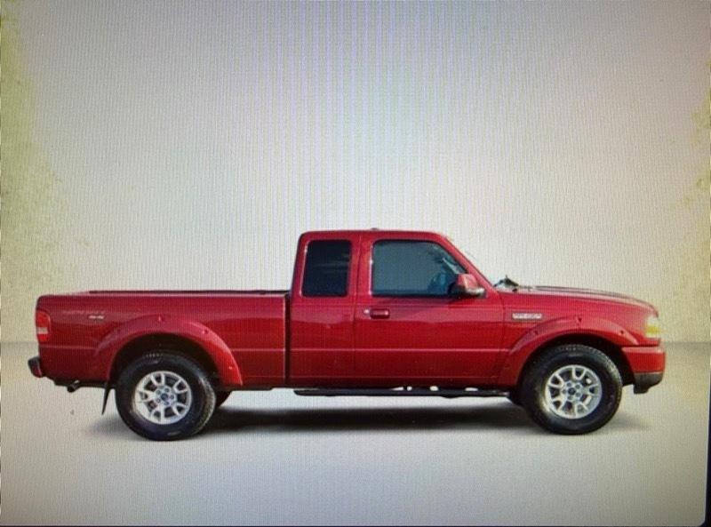 Ford Ranger XLT SuperCab 4 Door 4WD 2011