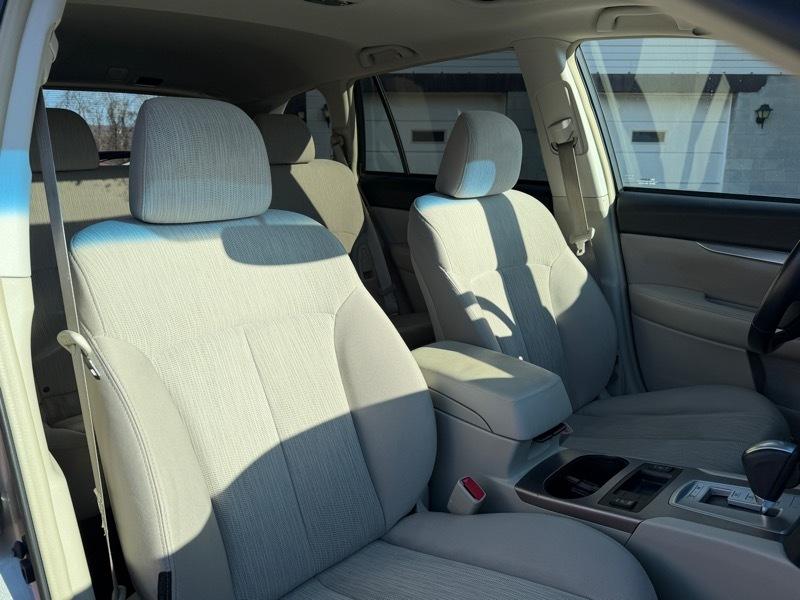 Subaru Outback 2.5i Premium 2014