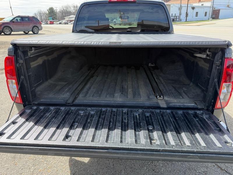 Nissan Frontier SL Crew Cab 4WD 2013