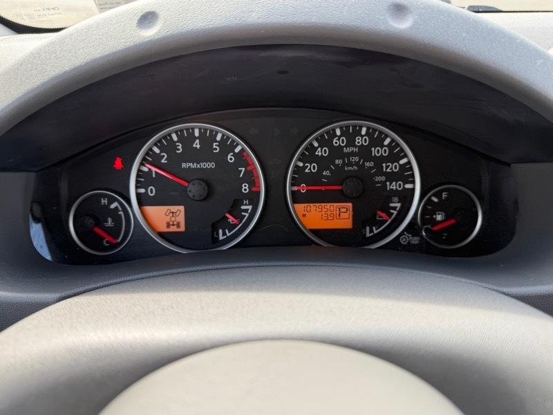 Nissan Frontier SL Crew Cab 4WD 2013