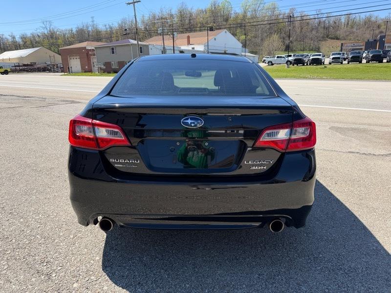 Subaru Legacy 3.6R Limited 2015