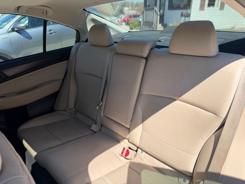 Subaru Legacy 3.6R Limited 2015