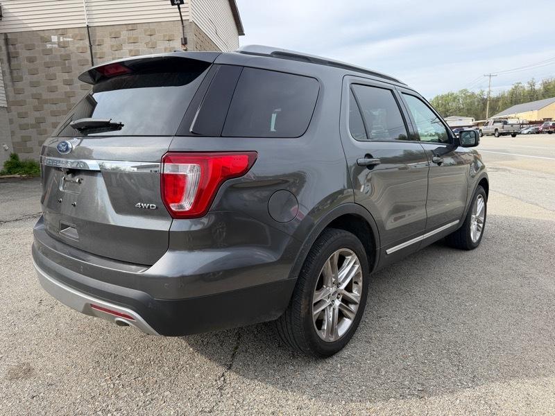 Ford Explorer XLT 4WD 2016