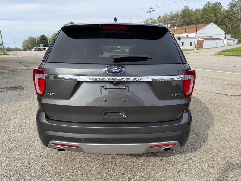 Ford Explorer XLT 4WD 2016