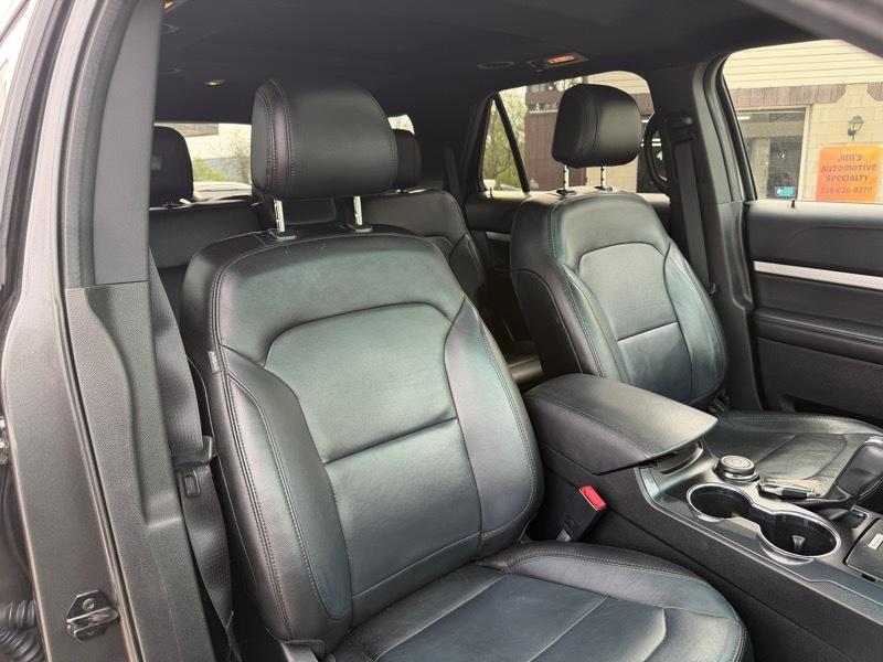 Ford Explorer XLT 4WD 2016