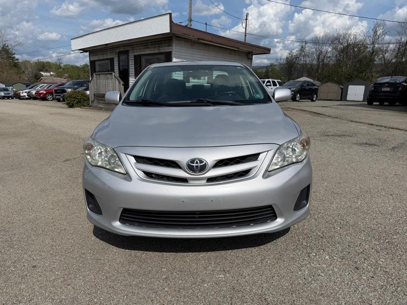 Toyota Corolla LE 2012