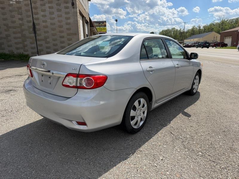 Toyota Corolla LE 2012