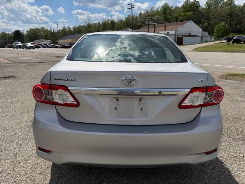 Toyota Corolla LE 2012