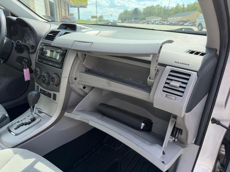 Toyota Corolla LE 2012