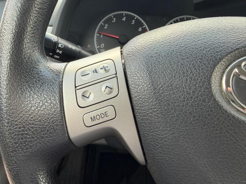 Toyota Corolla LE 2012