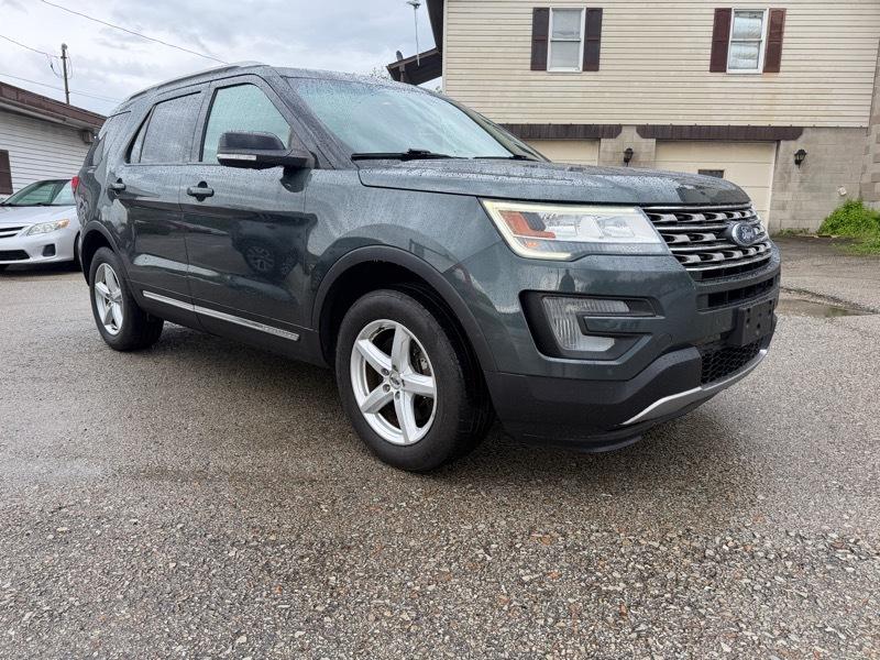 Ford Explorer XLT 4WD 2016