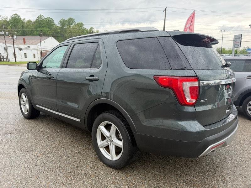 Ford Explorer XLT 4WD 2016