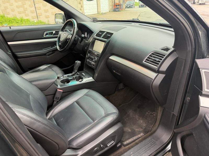 Ford Explorer XLT 4WD 2016