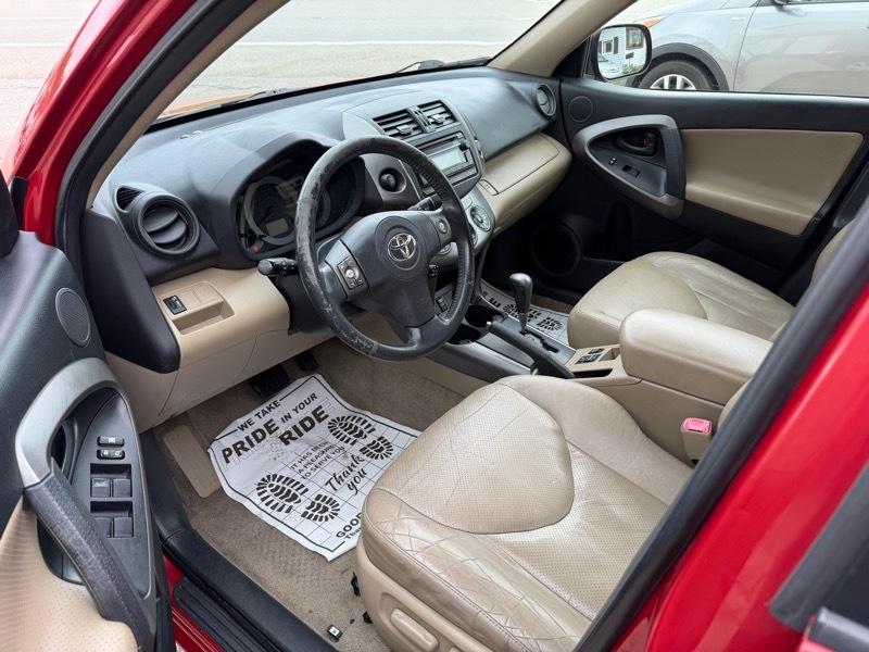 Toyota RAV4 Limited I4 4WD 2012