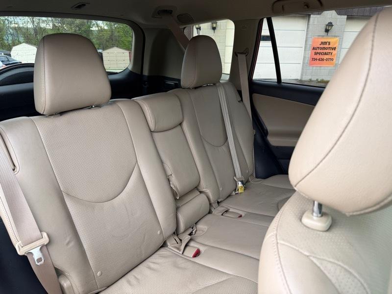 Toyota RAV4 Limited I4 4WD 2012