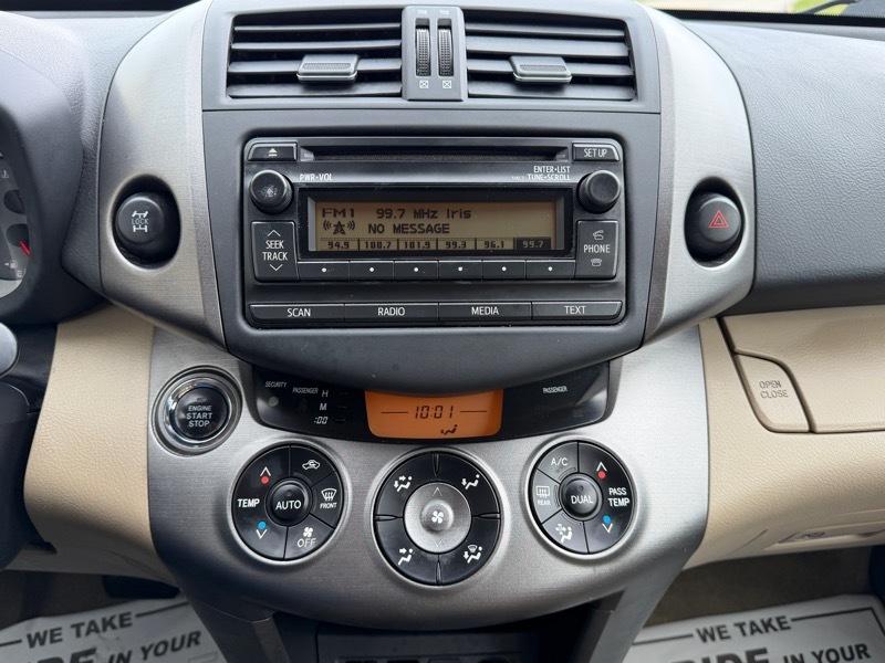 Toyota RAV4 Limited I4 4WD 2012