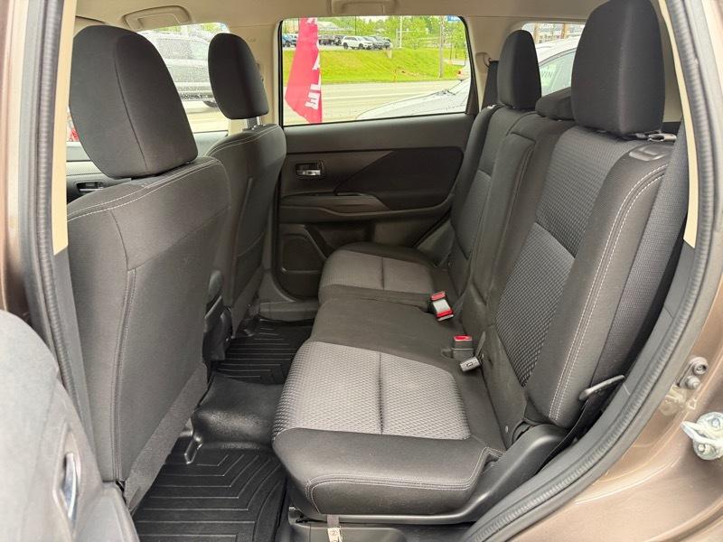 Mitsubishi Outlander ES AWC 2018