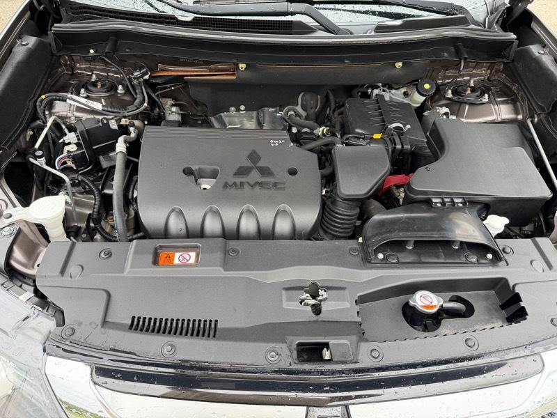 Mitsubishi Outlander ES AWC 2018