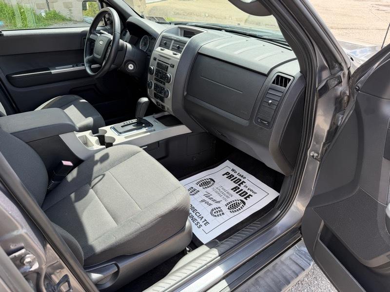 Ford Escape XLT 4WD 2010