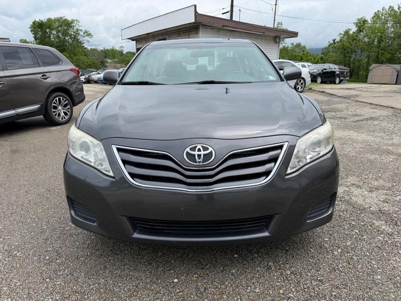 Toyota Camry LE 4D Sedan 2011