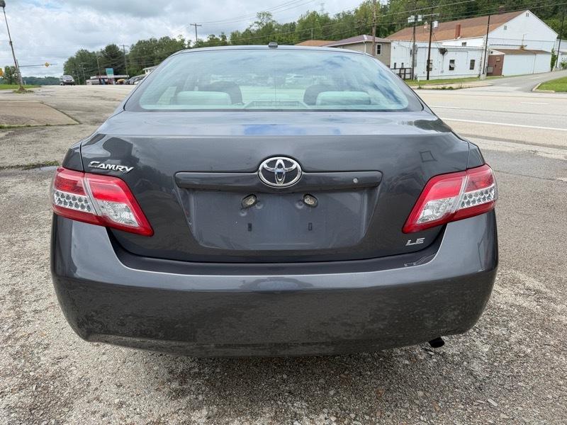 Toyota Camry LE 4D Sedan 2011