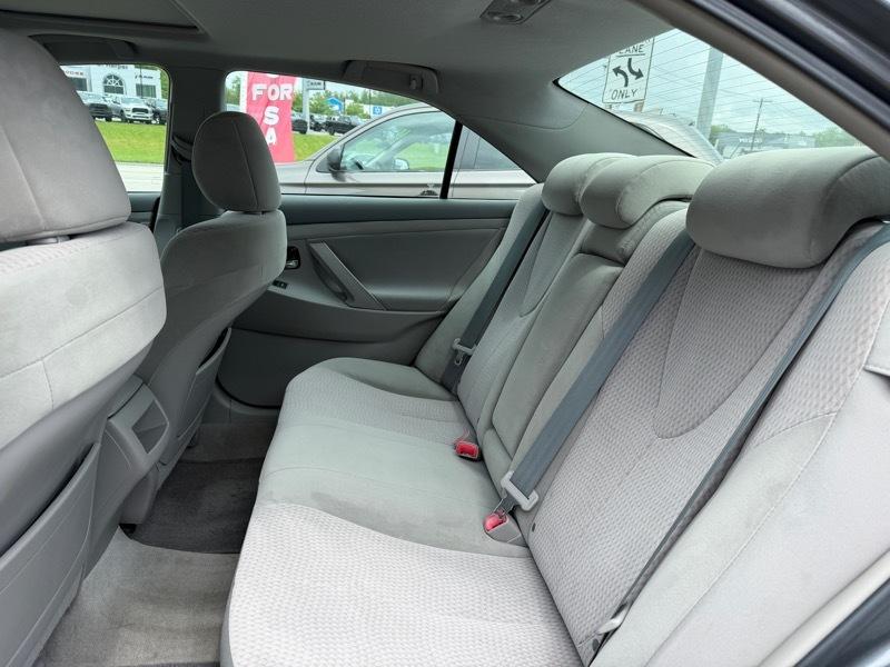 Toyota Camry LE 4D Sedan 2011
