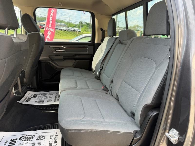 RAM 1500 Big Horn Crew Cab SWB 4WD 2019