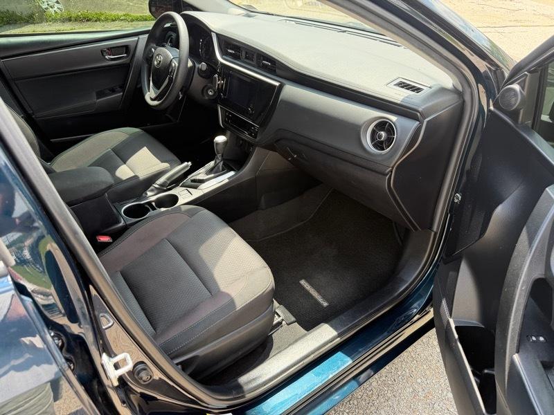 Toyota Corolla LE 4D Sedan 2018