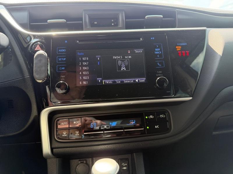Toyota Corolla LE 4D Sedan 2018