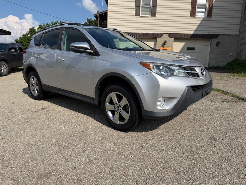Toyota RAV4 XLE AWD 2015