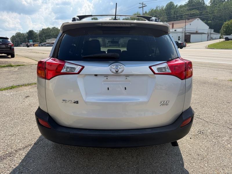 Toyota RAV4 XLE AWD 2015
