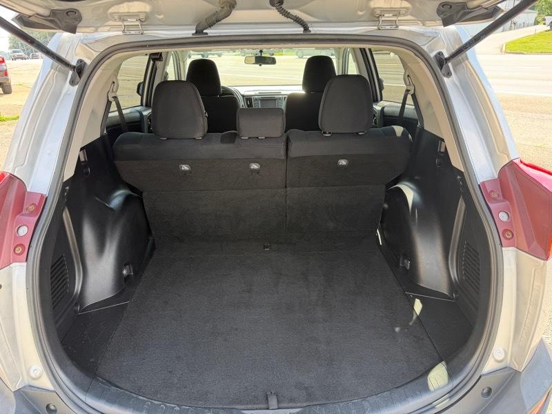 Toyota RAV4 XLE AWD 2015