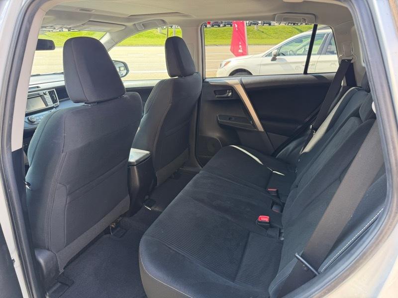 Toyota RAV4 XLE AWD 2015