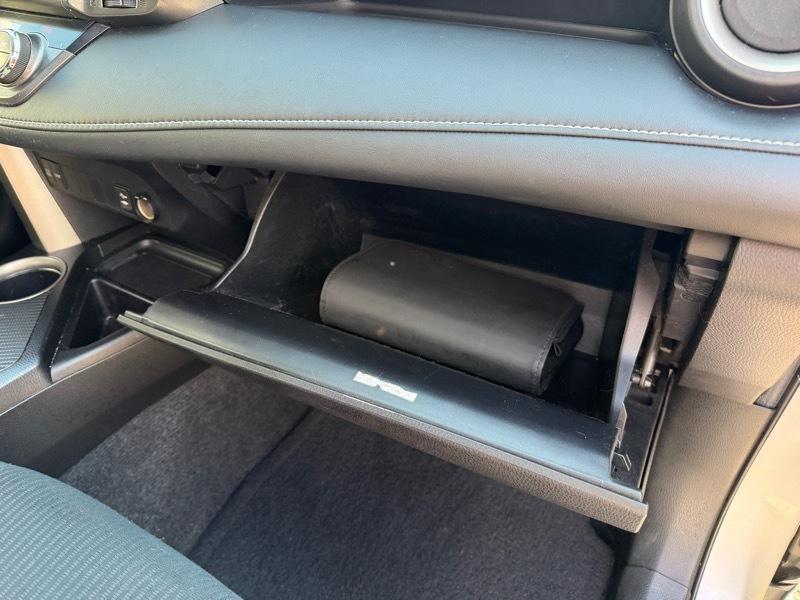 Toyota RAV4 XLE AWD 2015