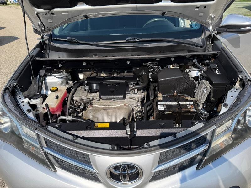 Toyota RAV4 XLE AWD 2015
