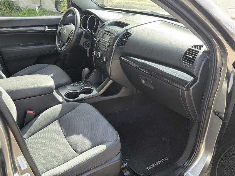 Kia Sorento LX 4WD 2013