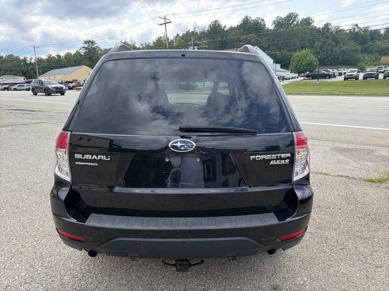 Subaru Forester 2.5X Premium 2010