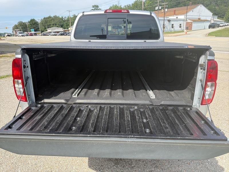 Nissan Frontier PRO-4X Crew Cab 4X4 V6 2019