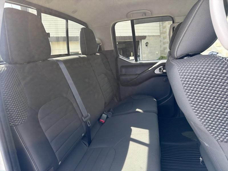 Nissan Frontier PRO-4X Crew Cab 4X4 V6 2019