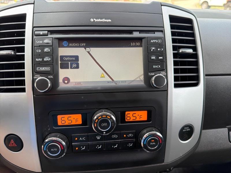 Nissan Frontier PRO-4X Crew Cab 4X4 V6 2019