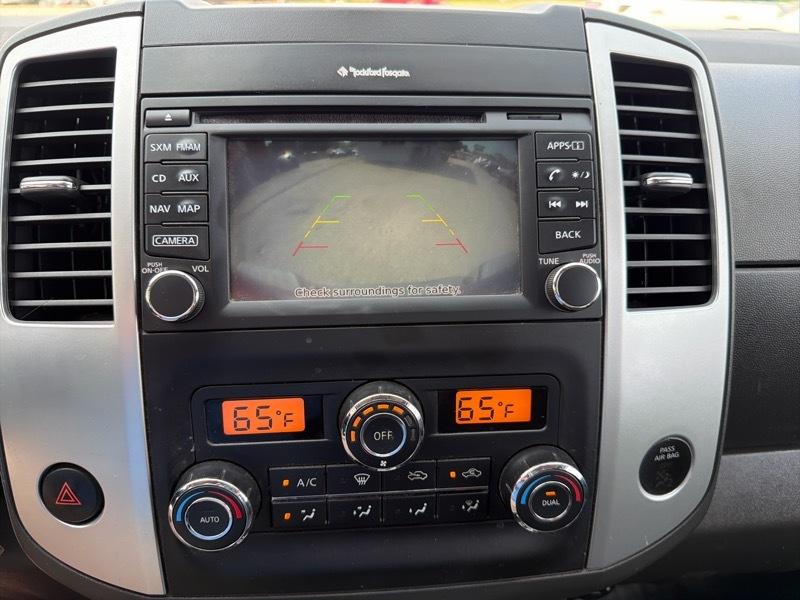 Nissan Frontier PRO-4X Crew Cab 4X4 V6 2019